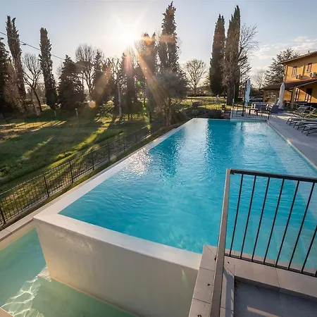 Residenza Paradisea Villa *